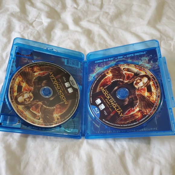 Hunger Games Mockingjay Part 1 Movie DVD and Blu-ray Combo - Picture 3 of 3